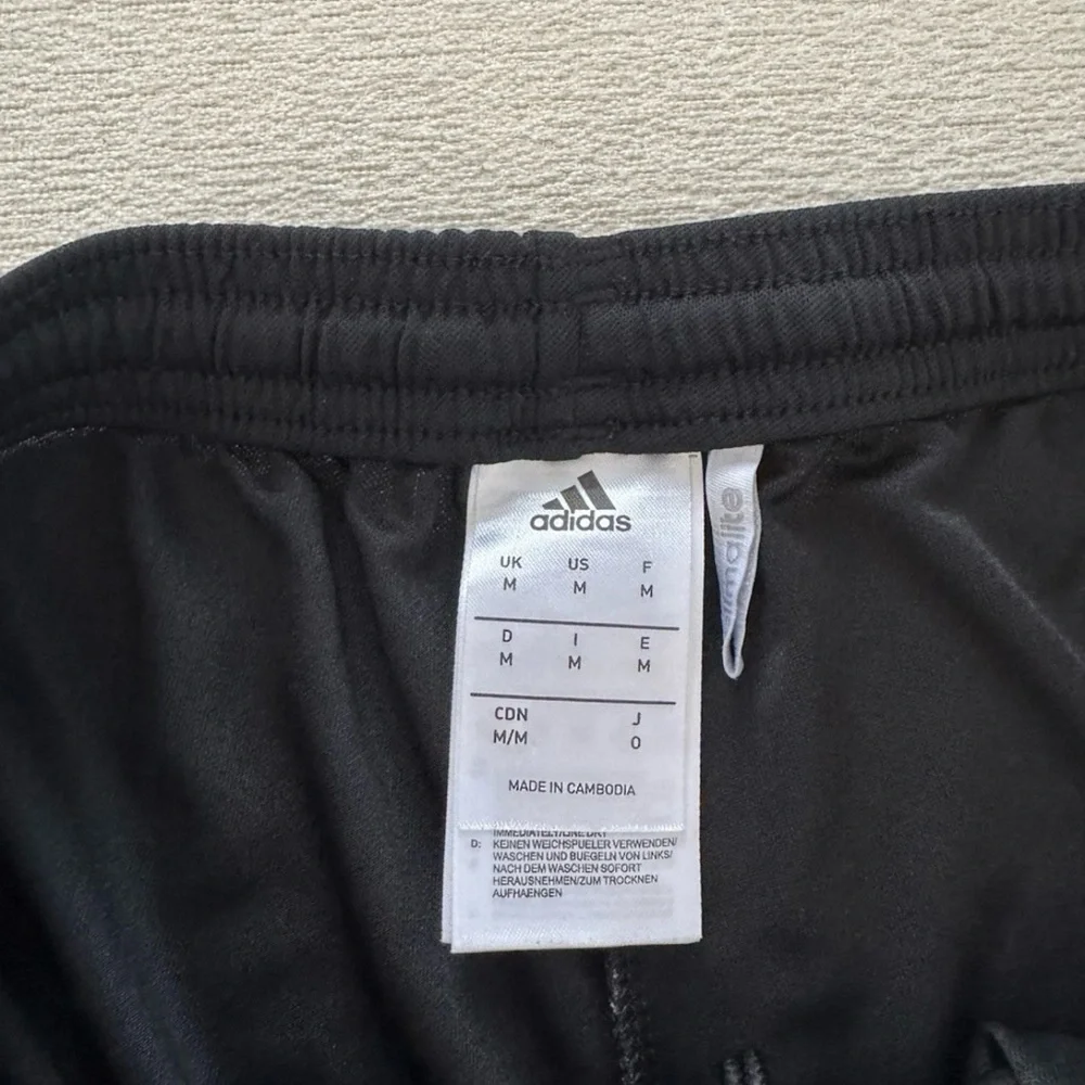Adidas North Dakota Hockey Shorts Black Medium | Athletic Gym Training UND